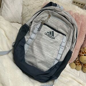 Bought for around 60$, only had been used for 2 months Logo has one scratch.